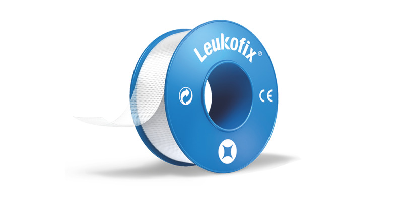 Leukofix sparadrap transparent de tolérance cutanée élevée 5mx2.5cm 12 pce