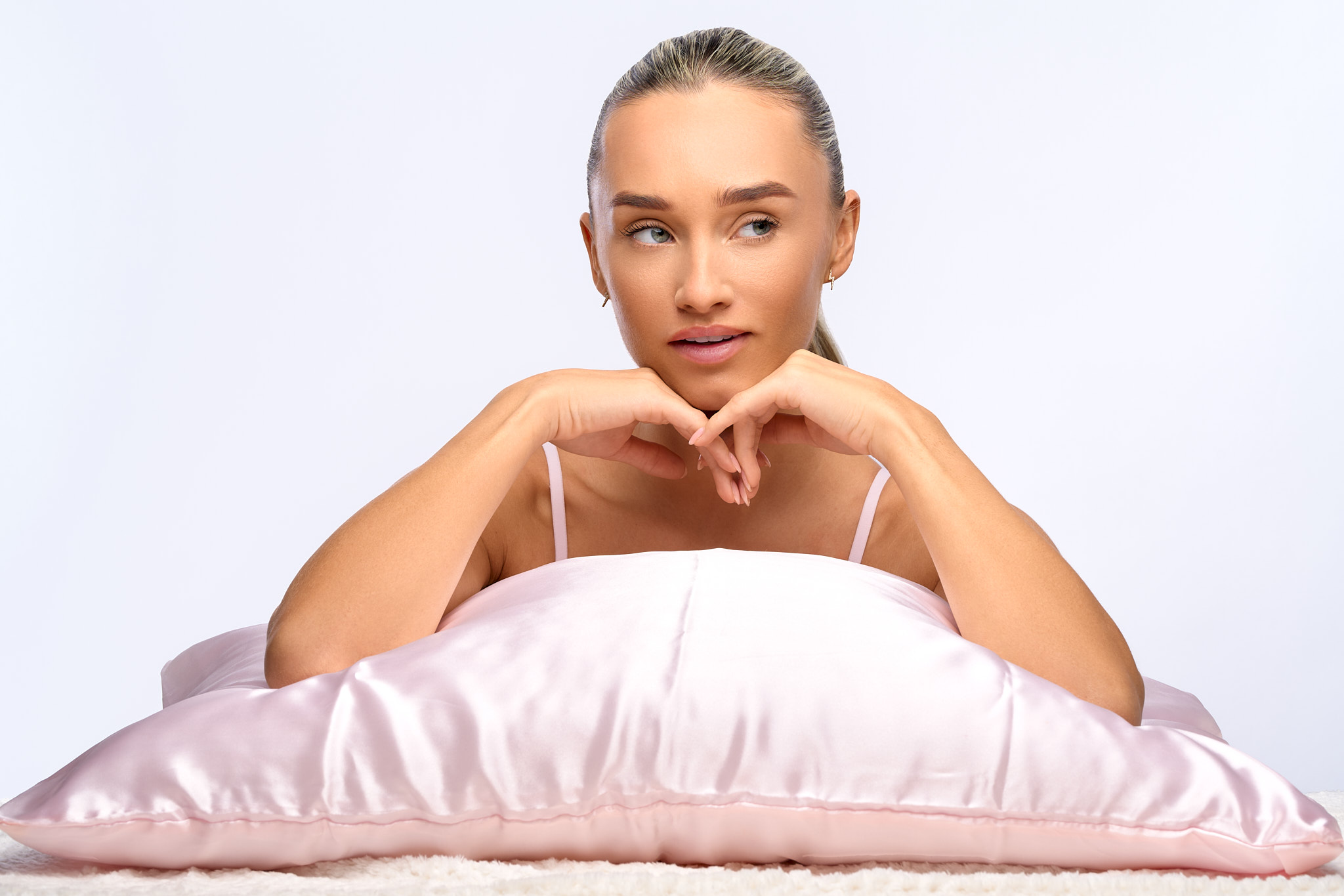 BRUSHWORKS Luxe Satin Pillowcase, Bild 3 von 5