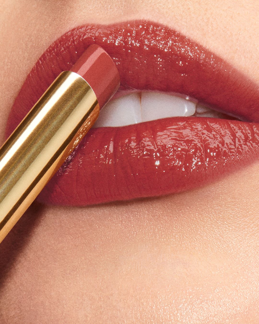 ESTEE LAUDER Pure Color Explicit Slick Shine Lipstick, Bild 2 von 2