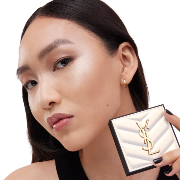 YVES SAINT LAURENT All Hours Hyper Luminize, image 2 sur 3
