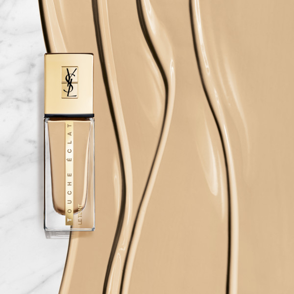 YVES SAINT LAURENT Touche Éclat Le Teint, image 2 sur 5
